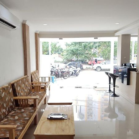 Ethan Hotel Kelapa Gading Джакарта Екстериор снимка