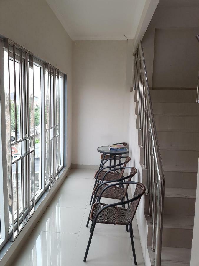 Ethan Hotel Kelapa Gading Джакарта Екстериор снимка
